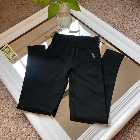 Gymshark seamless leggings - Picture 2 of 2